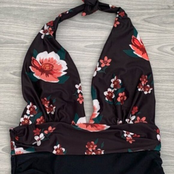 Beachsissi Floral Halter Swimsuit - Picture 2 of 5